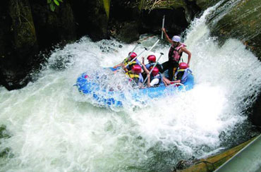 Melangit River Rafting